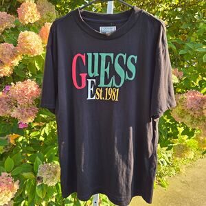 Guess Est 1981 Multicolor Spellout Black T-shirt size Medium